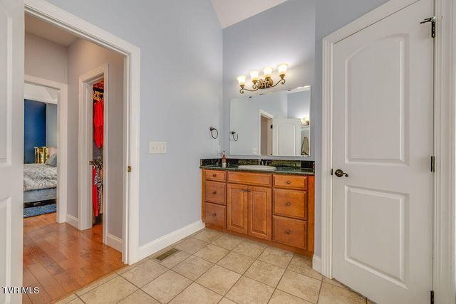 128 Allison Timbers Road, Piney Flats, TN 37686