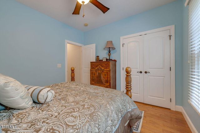 128 Allison Timbers Road, Piney Flats, TN 37686