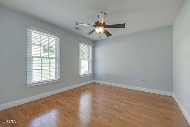 128 Allison Timbers Road, Piney Flats, TN 37686