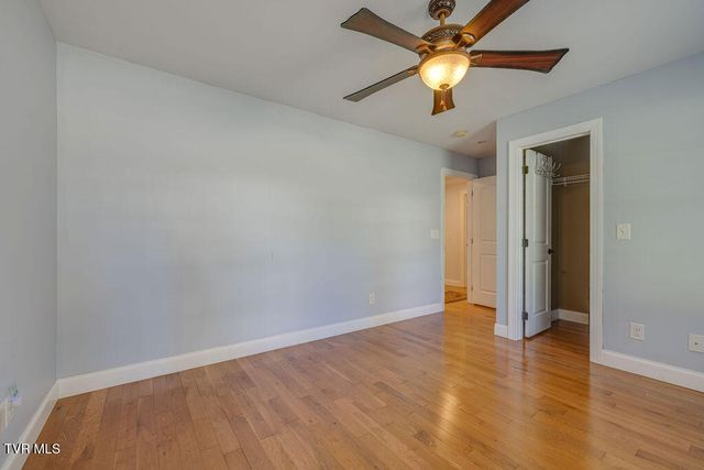 128 Allison Timbers Road, Piney Flats, TN 37686