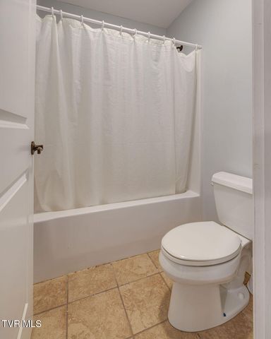 128 Allison Timbers Road, Piney Flats, TN 37686