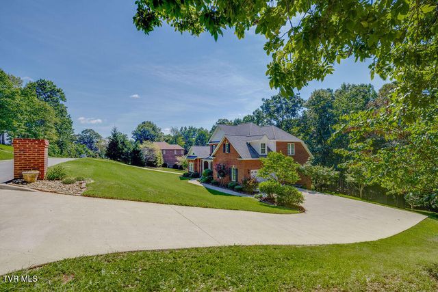 128 Allison Timbers Road, Piney Flats, TN 37686