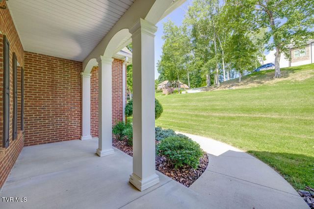 128 Allison Timbers Road, Piney Flats, TN 37686