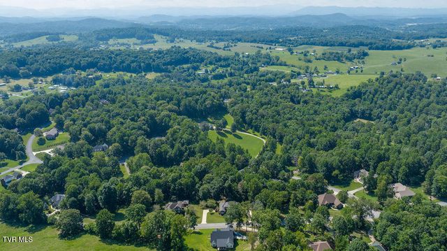 128 Allison Timbers Road, Piney Flats, TN 37686