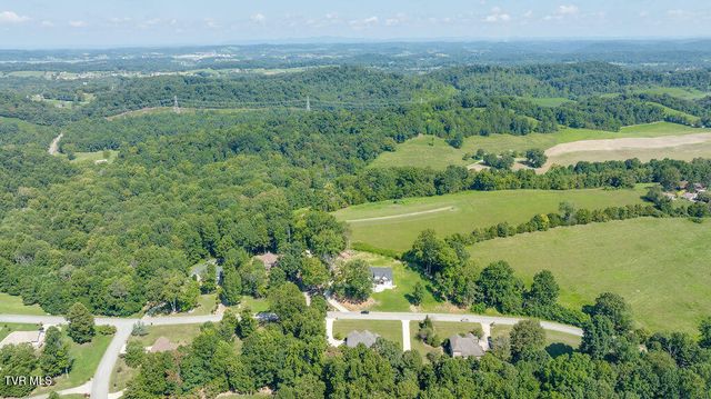 128 Allison Timbers Road, Piney Flats, TN 37686