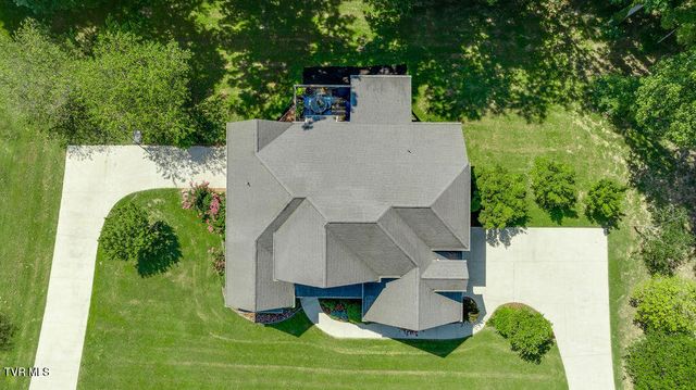 128 Allison Timbers Road, Piney Flats, TN 37686