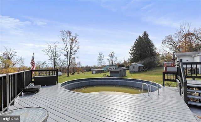 14301 DUTCHTOWN RD, Mercersburg, PA 17236