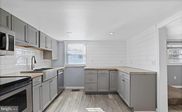14301 DUTCHTOWN RD, Mercersburg, PA 17236