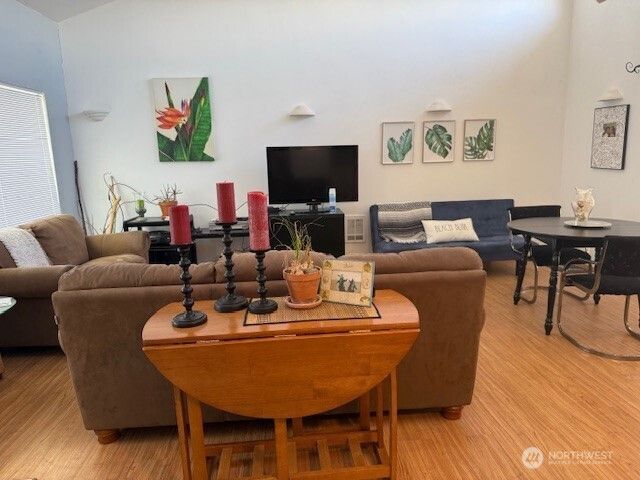 1410 N Jetty Avenue SW, Ocean Shores, WA 98569