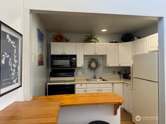 1410 N Jetty Avenue SW, Ocean Shores, WA 98569