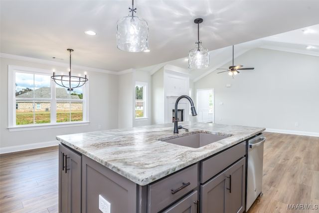 340 Pedric Drive, Wetumpka, AL 36093