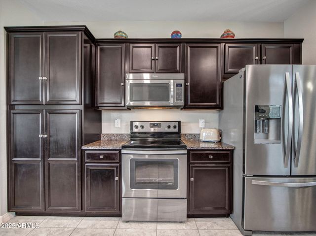 22585 W MOONLIGHT Path, Buckeye, AZ 85326