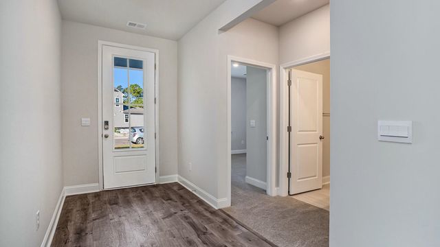 7027 Cinnamon Dr, Conway, SC 29526