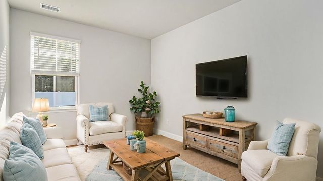 7027 Cinnamon Dr, Conway, SC 29526