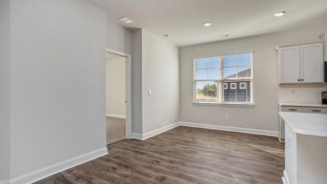 7027 Cinnamon Dr, Conway, SC 29526