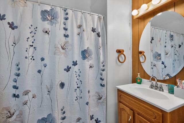 366 E Lexington Street, Harrodsburg, KY 40330