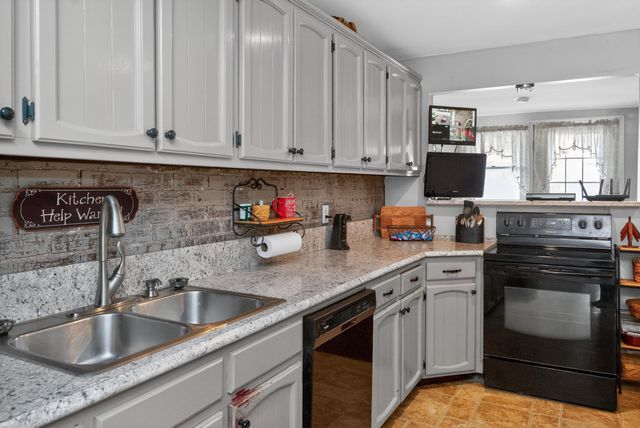 366 E Lexington Street, Harrodsburg, KY 40330