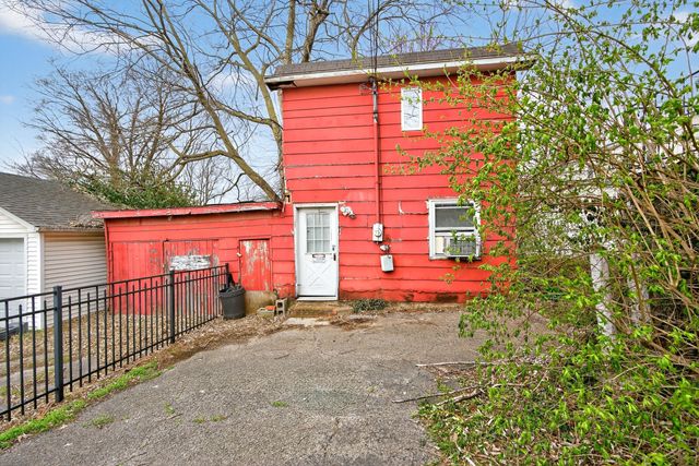 366 E Lexington Street, Harrodsburg, KY 40330