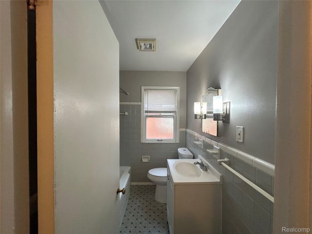 17697 OLYMPIA, Redford Charter Township, MI 48240