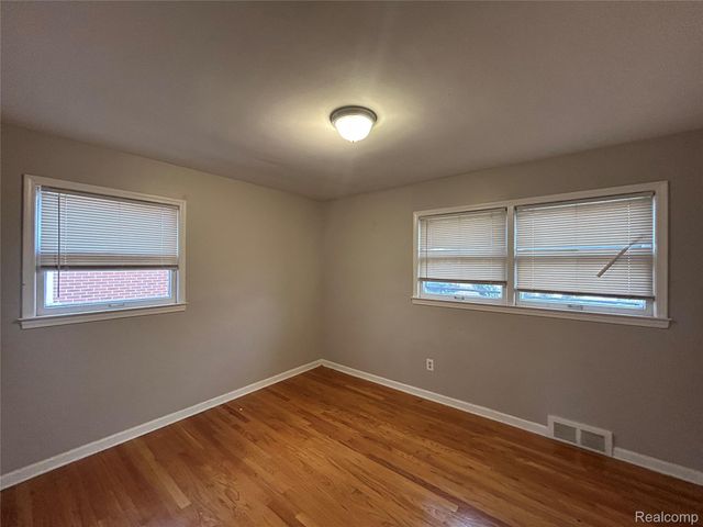 17697 OLYMPIA, Redford Charter Township, MI 48240