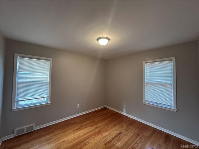 17697 OLYMPIA, Redford Charter Township, MI 48240