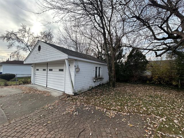 17697 OLYMPIA, Redford Charter Township, MI 48240