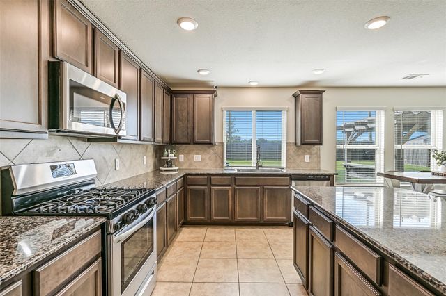 3120 Sunrise Hill Lane, Dickinson, TX 77539