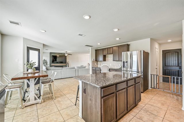 3120 Sunrise Hill Lane, Dickinson, TX 77539