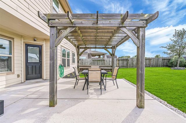 3120 Sunrise Hill Lane, Dickinson, TX 77539