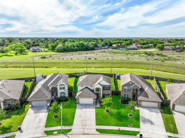 3120 Sunrise Hill Lane, Dickinson, TX 77539