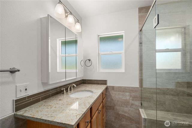 8920 Randall Dr NW, Gig Harbor, WA 98332
