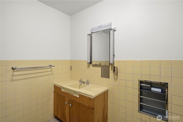 8920 Randall Dr NW, Gig Harbor, WA 98332