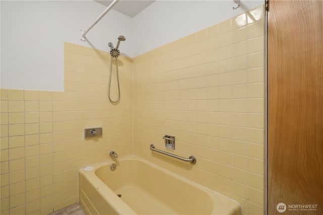 8920 Randall Dr NW, Gig Harbor, WA 98332
