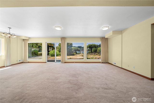 8920 Randall Dr NW, Gig Harbor, WA 98332