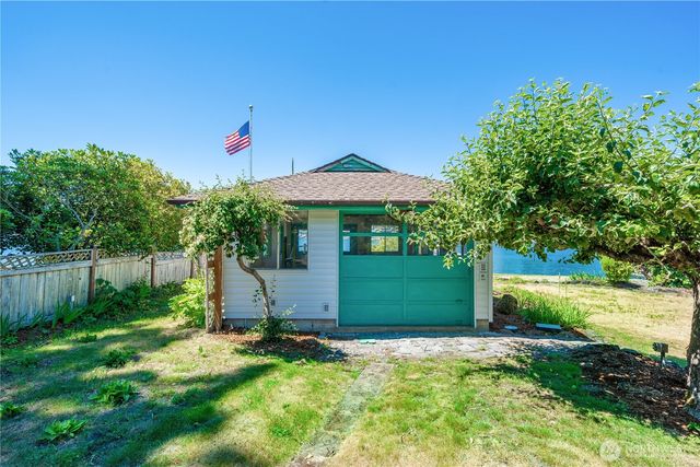 8920 Randall Dr NW, Gig Harbor, WA 98332