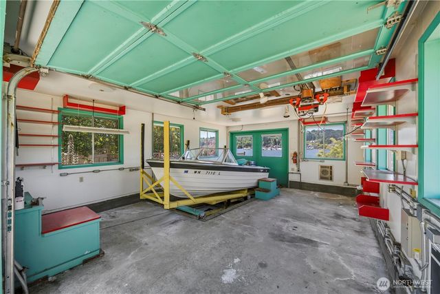 8920 Randall Dr NW, Gig Harbor, WA 98332