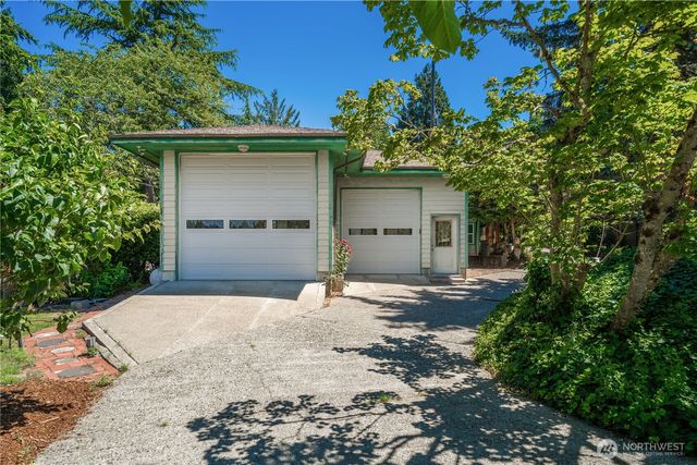 8920 Randall Dr NW, Gig Harbor, WA 98332