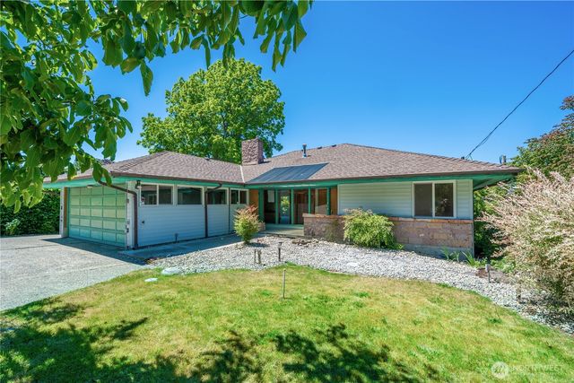 8920 Randall Dr NW, Gig Harbor, WA 98332
