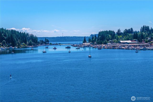 8920 Randall Dr NW, Gig Harbor, WA 98332