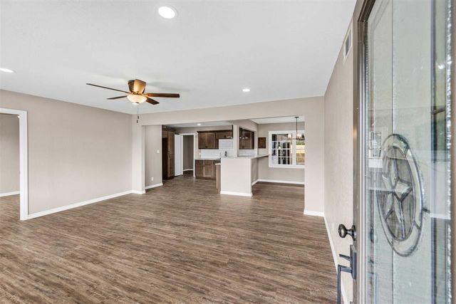 3405 NW Kinyon, Lawton, OK 73505