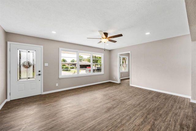 3405 NW Kinyon, Lawton, OK 73505