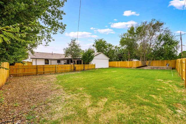 3405 NW Kinyon, Lawton, OK 73505