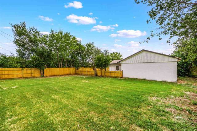 3405 NW Kinyon, Lawton, OK 73505