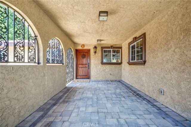607 Jana Circle, Huntington Beach, CA 92648