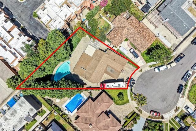 607 Jana Circle, Huntington Beach, CA 92648