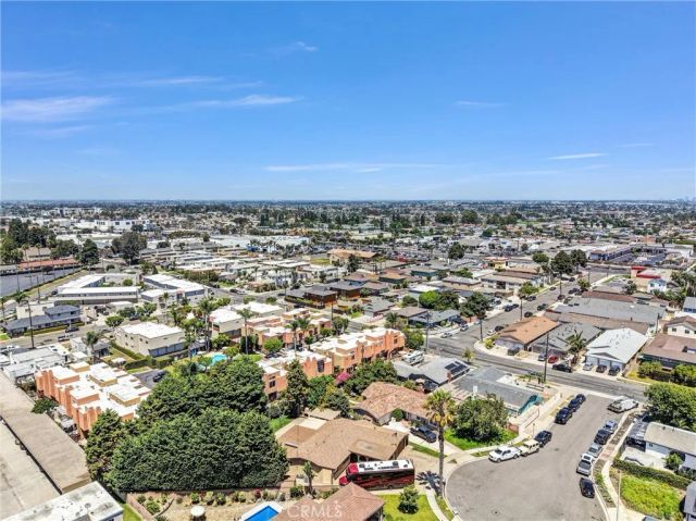 607 Jana Circle, Huntington Beach, CA 92648