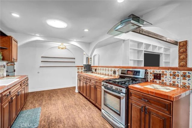 607 Jana Circle, Huntington Beach, CA 92648