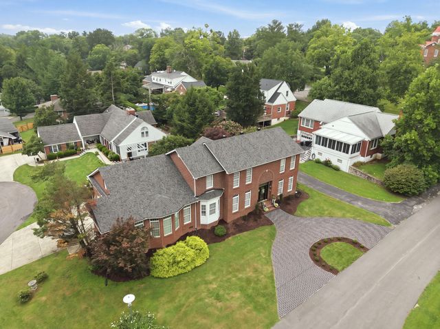 204 Valley Vista Drive, Frankfort, KY 40601