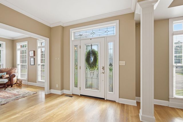 204 Valley Vista Drive, Frankfort, KY 40601