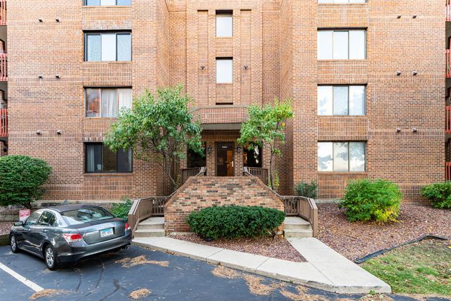 6421 Pershing Road 404, Stickney, IL 60402